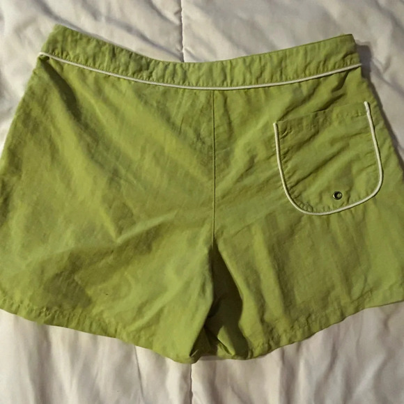 Patagonia Button Out Boardie Skort set 6 Cornelia Meadow Green - Picture 13 of 15